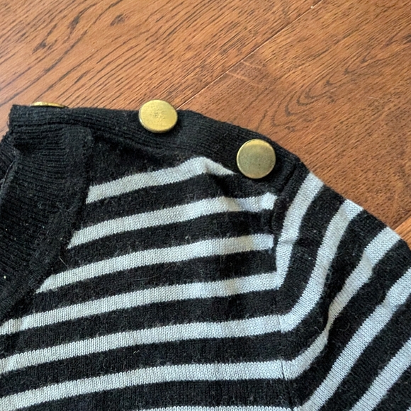 H&M Ladies Nautical Lightweight Knit Long Sleeve Striped Black WhiteSweater Sz M - Picture 5 of 10